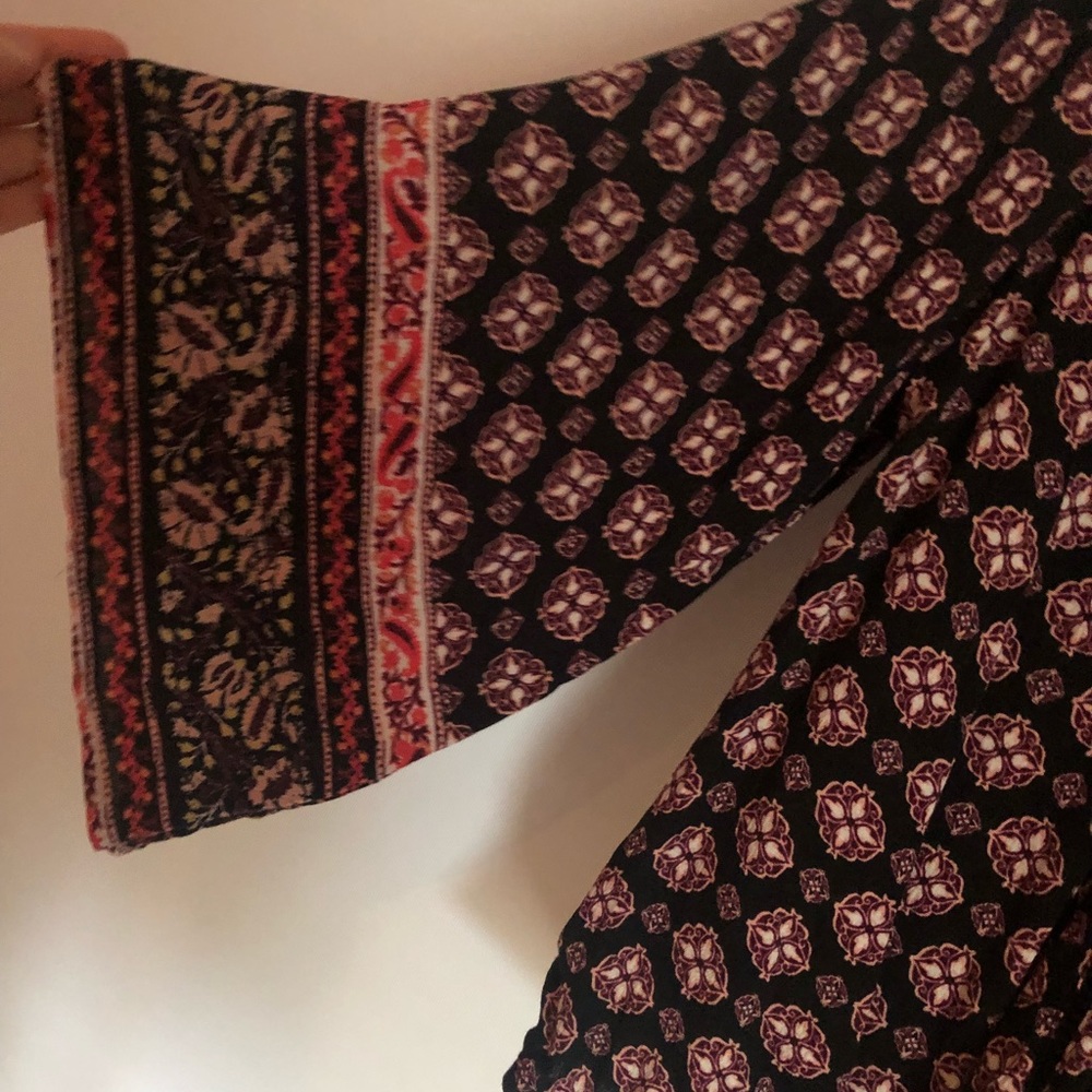Pattern crop shirt - Picture 2 of 5